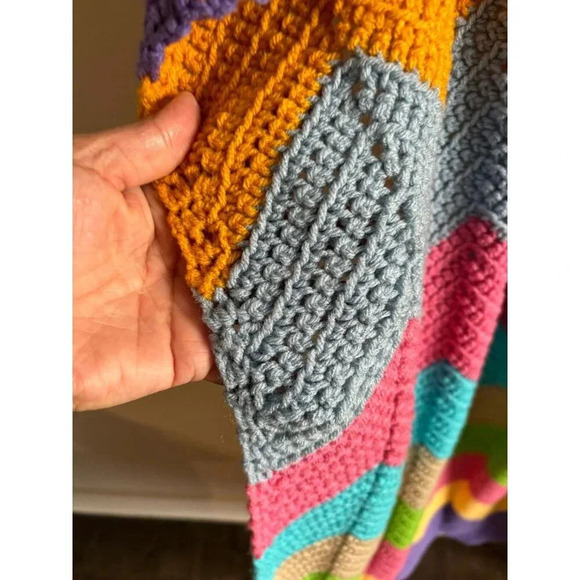 Chevron Ripple Stripe Baby Blanket Crochet Handmade Nursery Infant Shower 44x48 - Picture 5 of 7